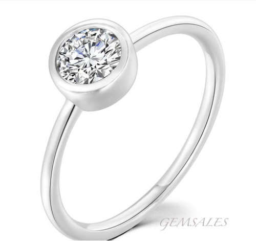 .75ct  Bezel Set CZ  #NEW ARRIVAL#   Size 6