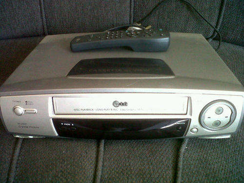LG BC290F Crystal Picture VHS VCR