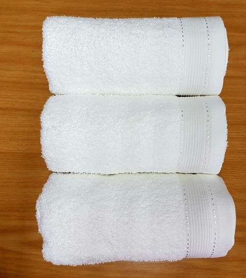 Glodina Zuri Hand towels 450gsm 50x90 cm - R 35 ea