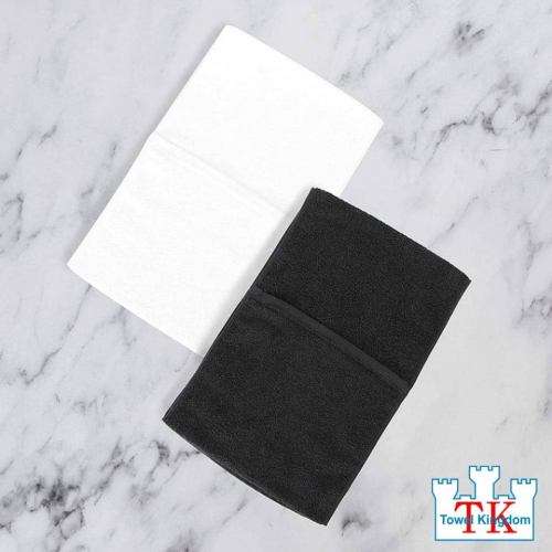 Gym Towel With zip pocket R 55 ea