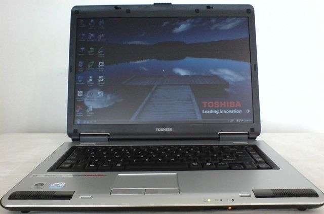 TOSHIBA SATELLITE L40-139