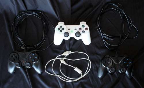 160 GB WHITE PS3 SLIM LIKE NEW + EXTRAS + FREE SHIPPING