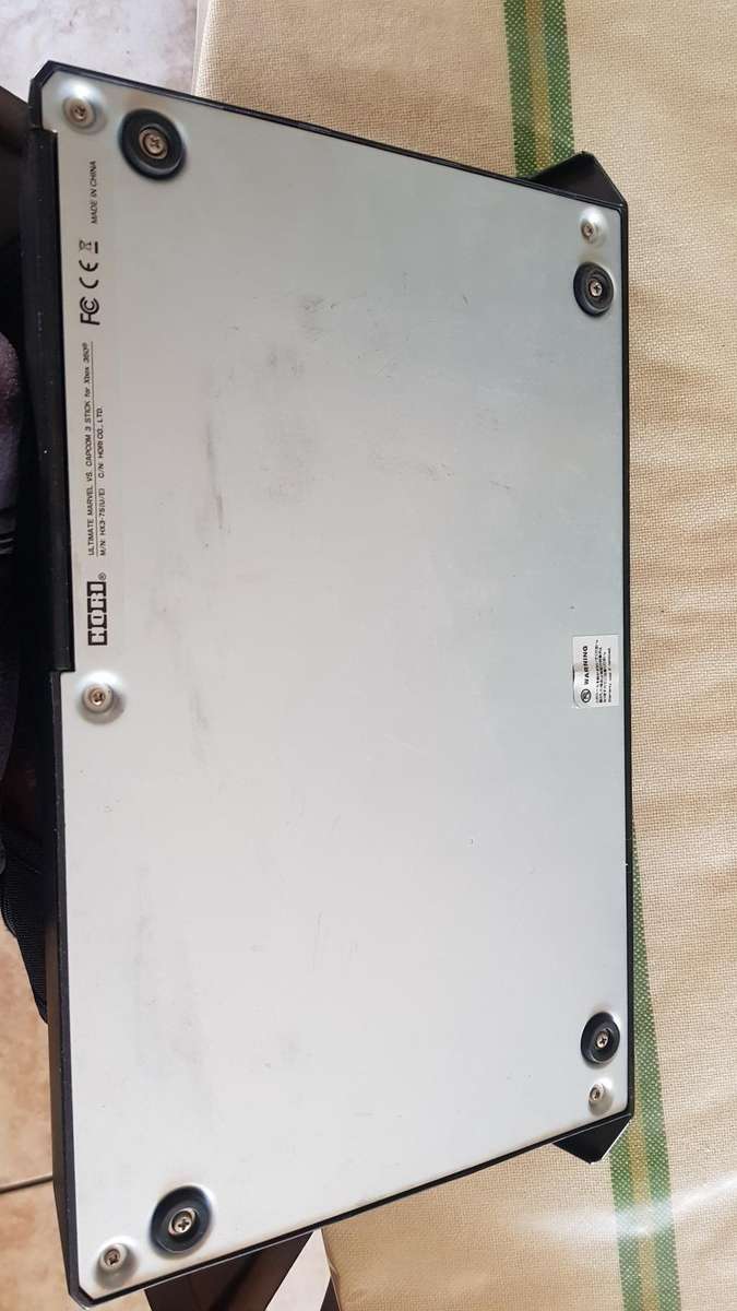 HORI Xbox 360 Ultimate Marvel vs. Capcom 3 Arcade Stick