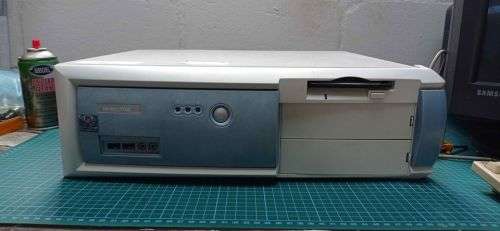 Vintage Acer Veriton 5100 desktop pc (case only)