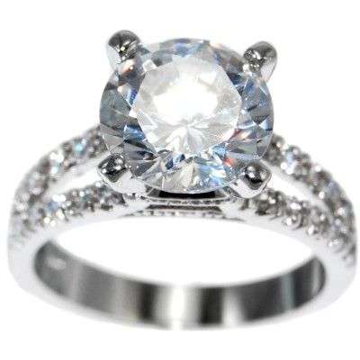 4.30 CTW HUGE BRILLIANT CUT ENGAGEMENT RING . SIZE 9