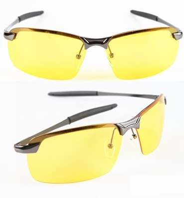 POLARIZED AND UV PROTECTED NIGHT DRIVING GLASSES  YELLOW LENS