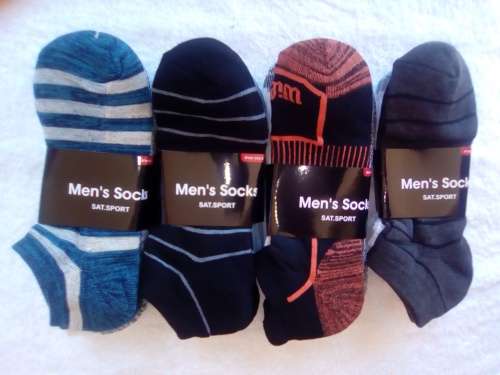 12 Pair Mens Socks