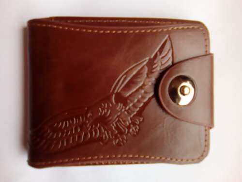 New Men's Bifold Wallet With Magnetic Buckle