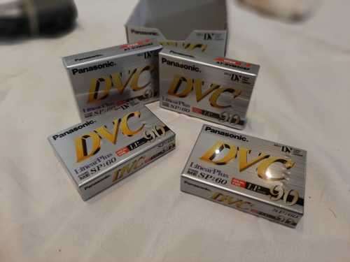 Panasonic Digital Video Camera (NV-DS33EN)