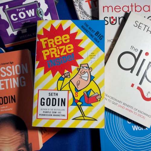 Seth Godin essential marketing library - set of 8 books