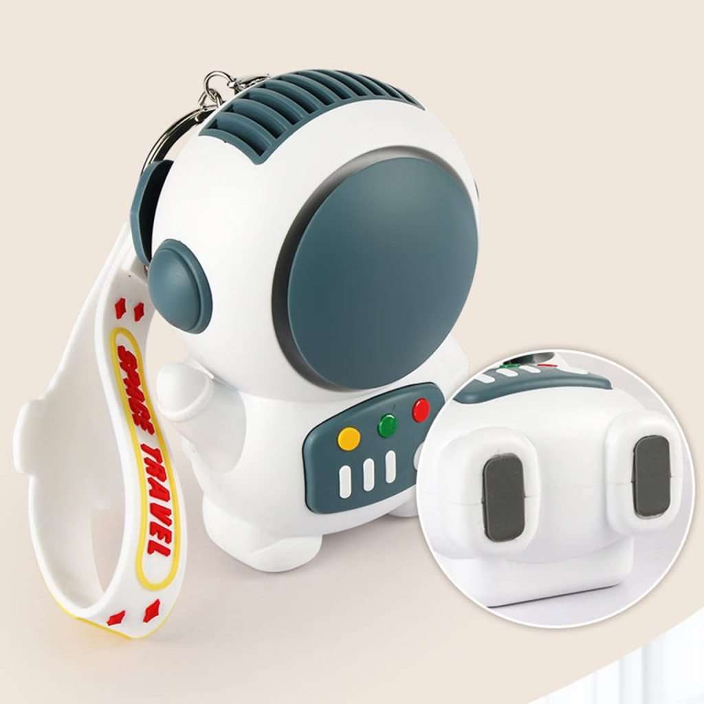 Keychain Cartoon Fan Portable Mini Astronaut Fan Battery Powered
