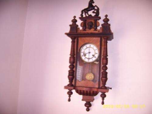 WALL CLOCK