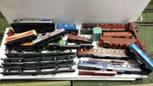 Scrap Lima rolling stock