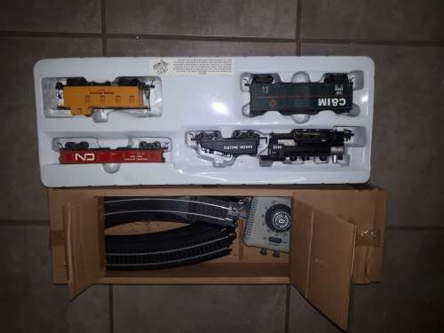 Bachmann Pacific Flyer