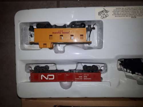 Bachmann Pacific Flyer