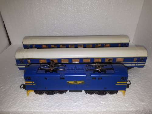 Lima SAR Blue train set 2