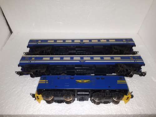 Lima SAR Blue train set 2