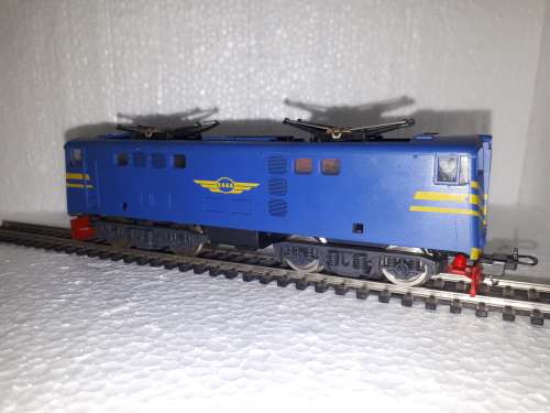 Lima SAR Blue train loco