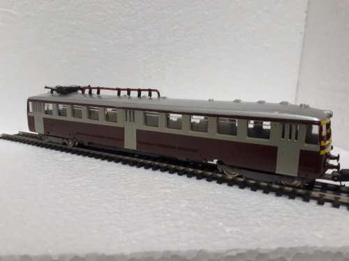 Lima SAR Suburban loco dummy 2