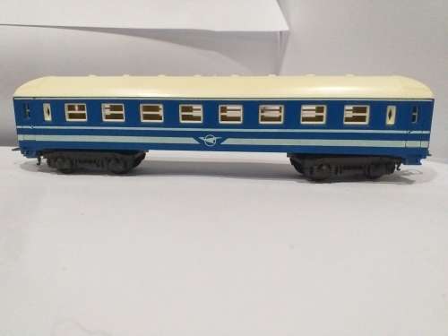 LIMA SAR blue train coach