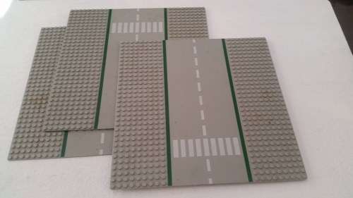 8 x Genuine LEGO baseplates - 3 x straights, 1 x curve, 1 x space, 1 x parking, 2 x intersection