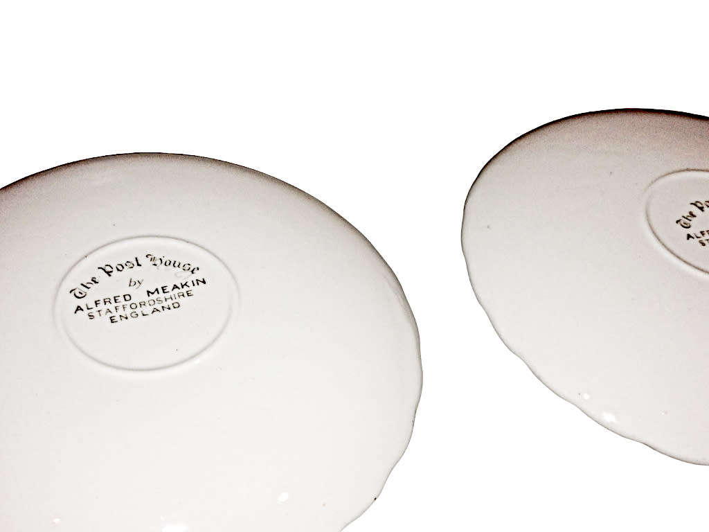 Vintage Duo - The Post House by Alfred Meakin 1982