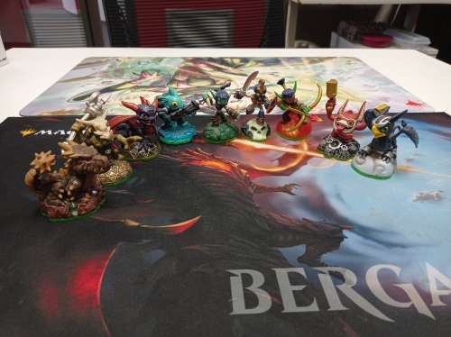 Lot of 9x Skylanders Figures