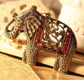 Fashion Jewelry Beautiful Elephant Sweater Chain / Necklace