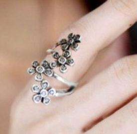 Fashion Jewelry Beautiful Dress Ring--Size 5.5 or L