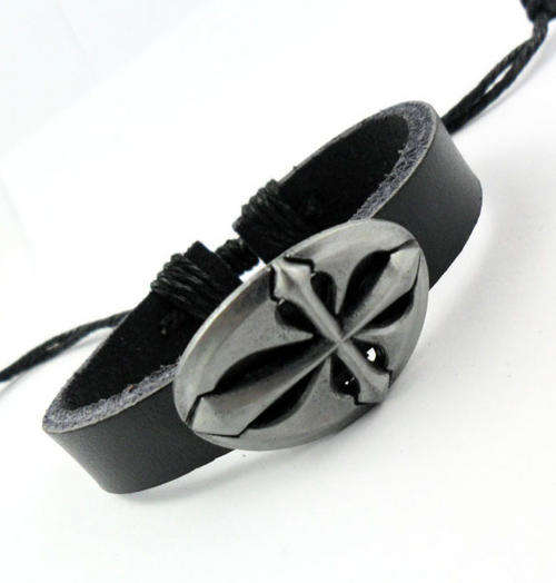Hot Seller !!! -- European Fashion Genuine Leather Bracelet