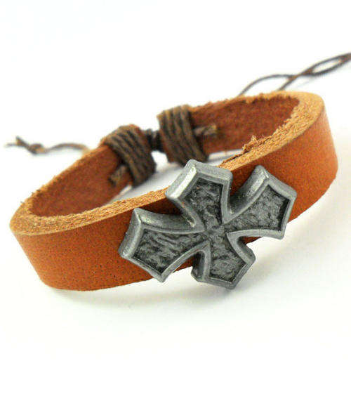Hot Seller !!! -- European Fashion Genuine Leather Bracelet