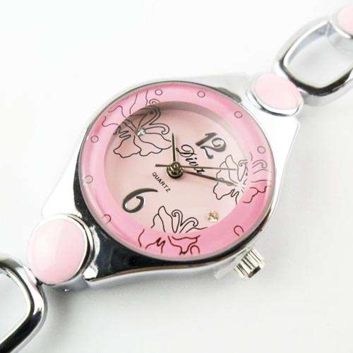 Fashionable Quartz Lady's Watch