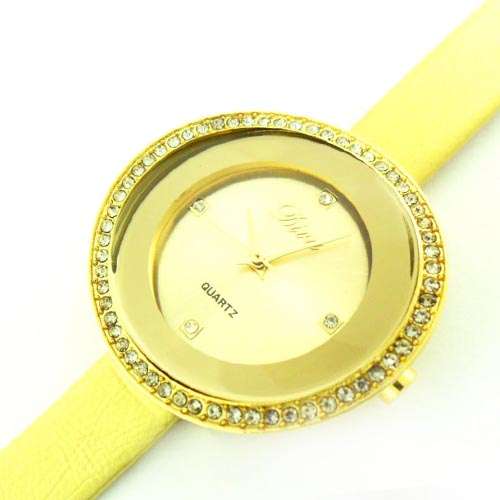 Fashionable Quartz Lady's Watch
