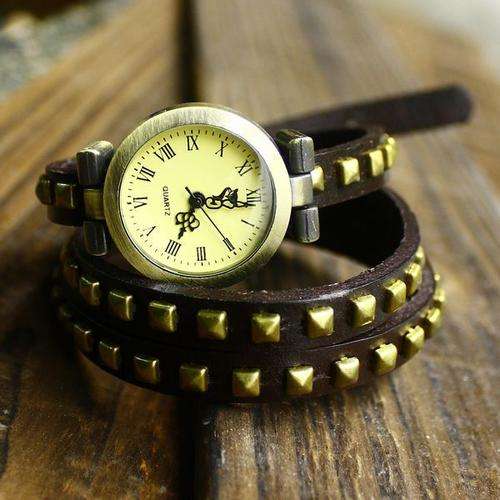 Fashionable Retro Genuine Leather Quartz Lady's Watch