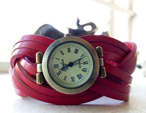 Hot Seller !!! -- European Fashion PU Leather Lady's Watch