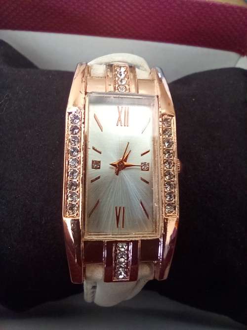 LADIES GOLD PLATED WATCH