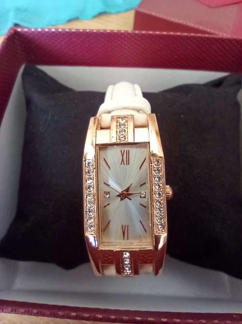 LADIES GOLD PLATED WATCH