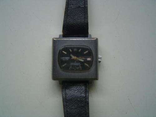 ANTIQUE LOTTERY DE LUX 17 JEWEL COLLECTIBLE WATCH (WORKING)