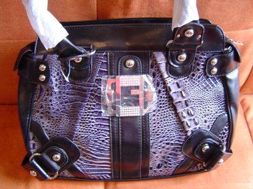 STUNNING  GUESS HANDBAG ...CLEARANCE SALE