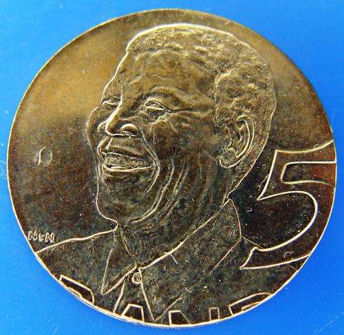 MANDELA 2008 R5 - FOUND IN BAG OF 400 COINS - ONLY THE INSERT WITHOUT THE OUTER RIM