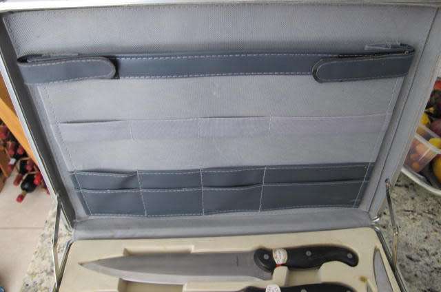 Solingen - cased knife set-6 steak knives and forks, Meat cleaver, 6 kitchen knives, bread knife,