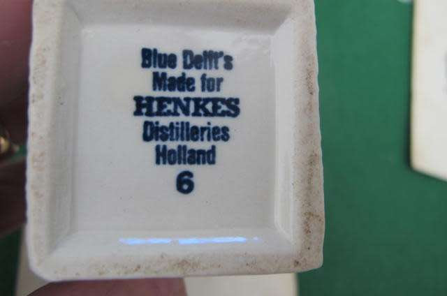 KLM - Henkes KLM House Number 6 - Sealed but angels have had their share