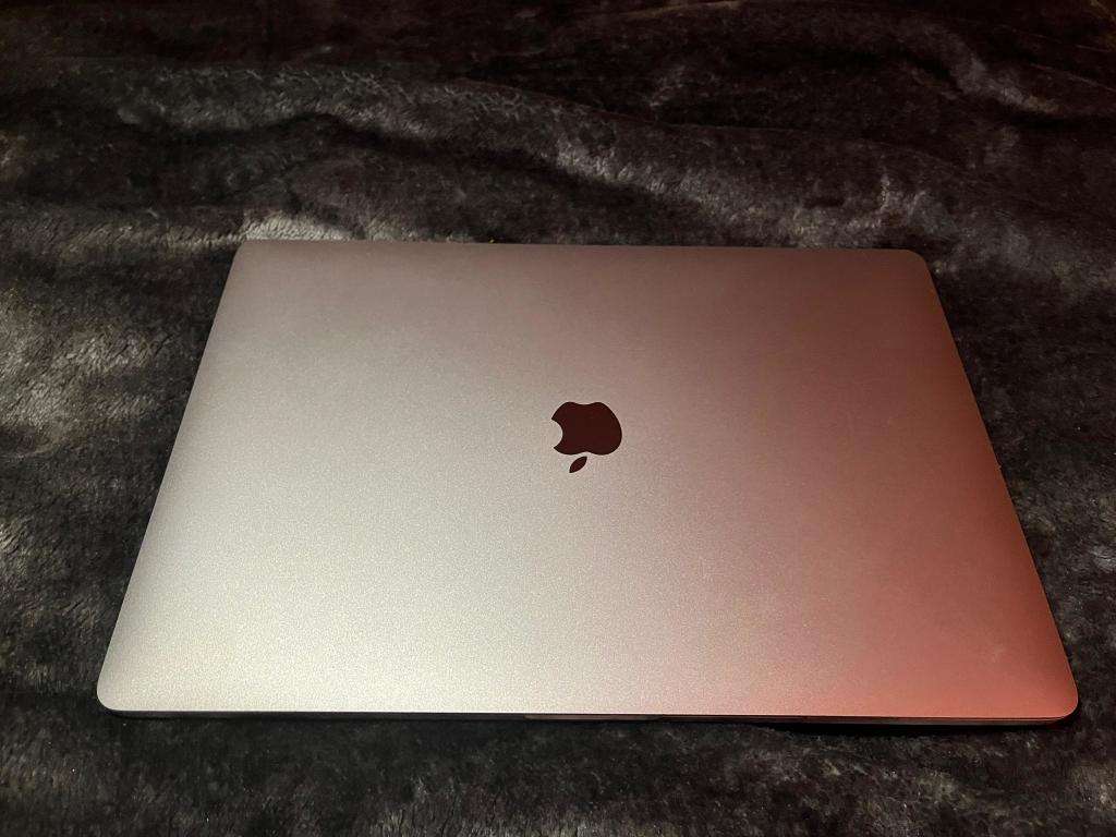 Macbook Pro 16-inch 2019 1TB SSD 32GB Ram