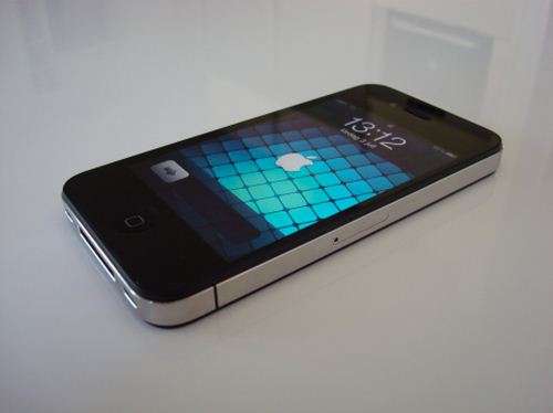 IPHONE 4 16GB
