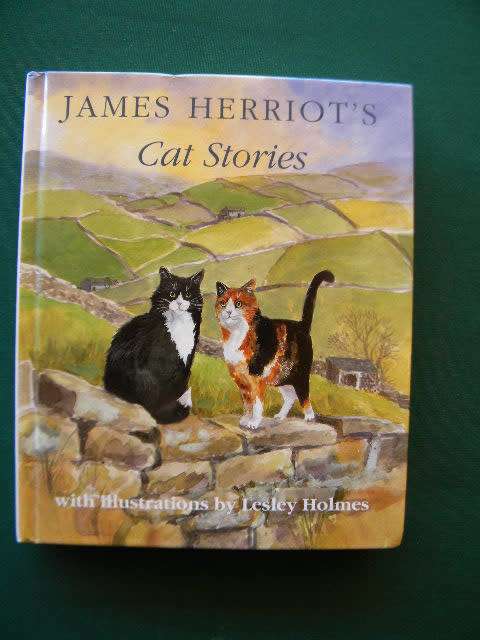 CAT STORIES  by James Herriot  Illustrations: Leslie Holmes