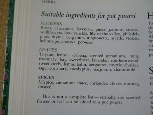 HERBS  Gardener`s Guide  by Jane Courtier