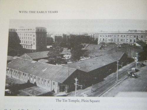 WITS THE EARLY YEARS  (1896 - 1939)  by Bruce K. Murray (University of Witwatersrand)