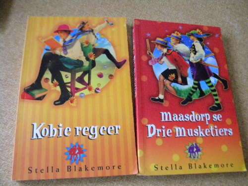 7 X STELLA BLAKEMORE  (Maasdorp-reeks) Nrs. 1,2,3,6,8,12 en 14