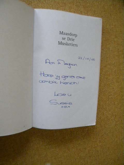 MAASDORP SE DRIE MUSKETIERS  deur Stella Blakemore