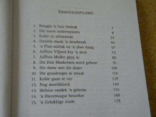 MAASDORP SE DRIE MUSKETIERS  deur Stella Blakemore